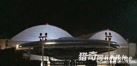 高层封杀：美军曾回收飞碟拘禁外星人408 / 作者:UFO外星人爱好者 / 帖子ID:57590