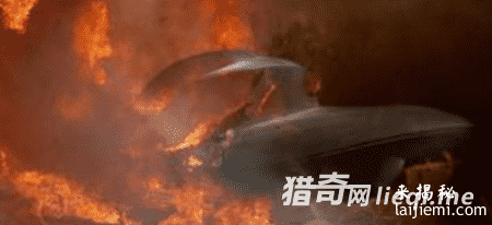 高层封杀：美军曾回收飞碟拘禁外星人849 / 作者:UFO外星人爱好者 / 帖子ID:57590