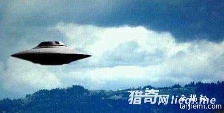 昆明再现UFO 可能是不明飞行物11 / 作者:UFO外星人爱好者 / 帖子ID:60730