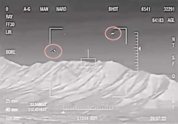 疑似美军战机在凤凰城上空与UFO“接战”片段曝光517 / 作者:UFO来啦 / 帖子ID:60823