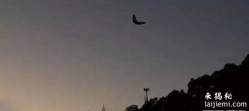 波士顿上空惊现不明飞行物：所有人都沸腾了！59 / 作者:UFO外星人爱好者 / 帖子ID:60460