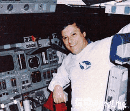 前NASA工程师称20多年前见过外星人：身高近3米859 / 作者:UFO外星人爱好者 / 帖子ID:57544
