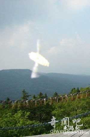 凤凰山UFO事件完整版 史上最客观观点分析凤凰山UFO事件670 / 作者:UFO外星人爱好者 / 帖子ID:60739
