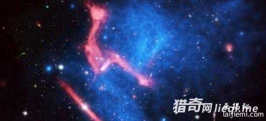 四星系团华美碰撞上演“宇宙大战”630 / 作者:UFO外星人爱好者 / 帖子ID:57648 四星系团华美碰撞上演“宇宙大战”630 / 作者:UFO外星人爱好者 / 帖子ID:57648