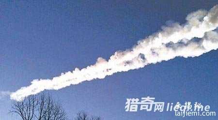 45亿年的古老陨石砸中美国居民屋顶92 / 作者:UFO来啦 / 帖子ID:61256