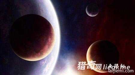 45亿年的古老陨石砸中美国居民屋顶368 / 作者:UFO来啦 / 帖子ID:61256