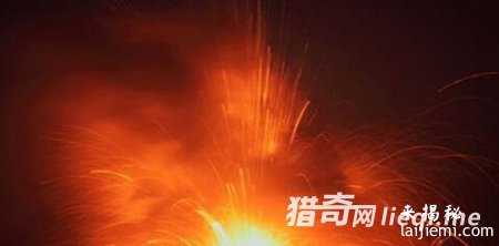 太阳系中地狱 木卫一火山喷发399 / 作者:UFO外星人爱好者 / 帖子ID:60341 太阳系中地狱 木卫一火山喷发399 / 作者:UFO外星人爱好者 / 帖子ID:60341