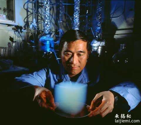 极光惊现骇人一幕：外星人藏身大气层？915 / 作者:UFO外星人爱好者 / 帖子ID:57554