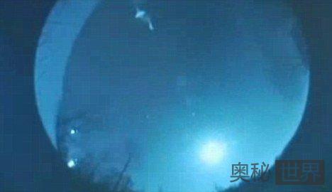 美国居民目击到巨型不明飞行物494 / 作者:UFO来啦 / 帖子ID:60874 美国居民目击到巨型不明飞行物494 / 作者:UFO来啦 / 帖子ID:60874