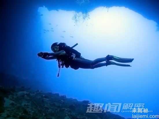 潜水员欲潜入湖底 揭开喀纳斯湖怪真面目596 / 作者:UFO来啦 / 帖子ID:64765