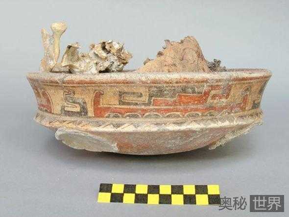 危地马拉发现2000年前玛雅女王墓葬112 / 作者:UFO来啦 / 帖子ID:62475