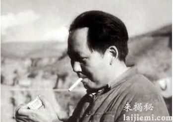 毛泽东为何让开国将军支小床睡他旁边296 / 作者:UFO来啦 / 帖子ID:64557