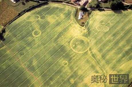 英国发现大型史前仪式建筑群610 / 作者:UFO来啦 / 帖子ID:65642 英国发现大型史前仪式建筑群610 / 作者:UFO来啦 / 帖子ID:65642