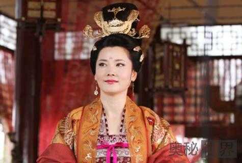韦皇后欲效仿武则天称帝被斩首698 / 作者:UFO来啦 / 帖子ID:66140 韦皇后欲效仿武则天称帝被斩首698 / 作者:UFO来啦 / 帖子ID:66140