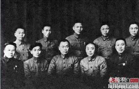 陈毅为叶飞牵红线：四小名旦三大才女任你挑282 / 作者:UFO来啦 / 帖子ID:66047