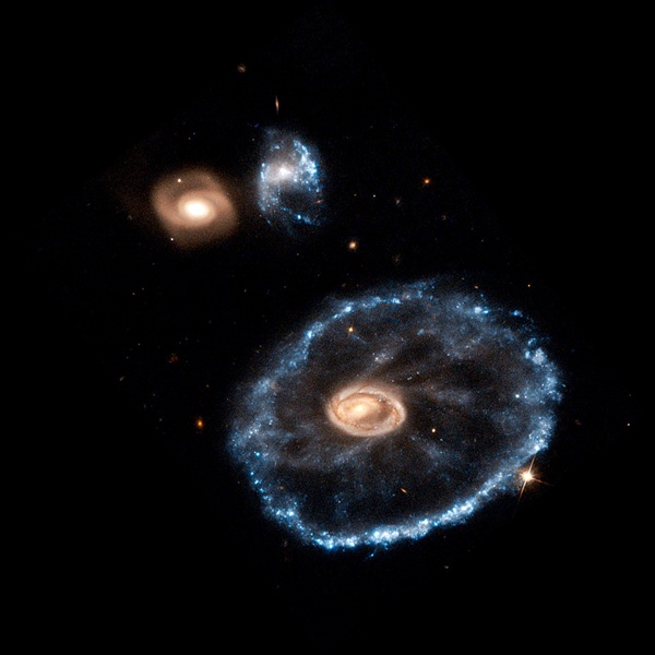宇宙中有哪些奇异的现象或景色？960 / 作者:韭菜555 / 帖子ID:56202