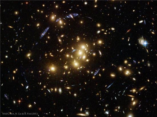 宇宙中有哪些奇异的现象或景色？119 / 作者:刘金栋 / 帖子ID:56202