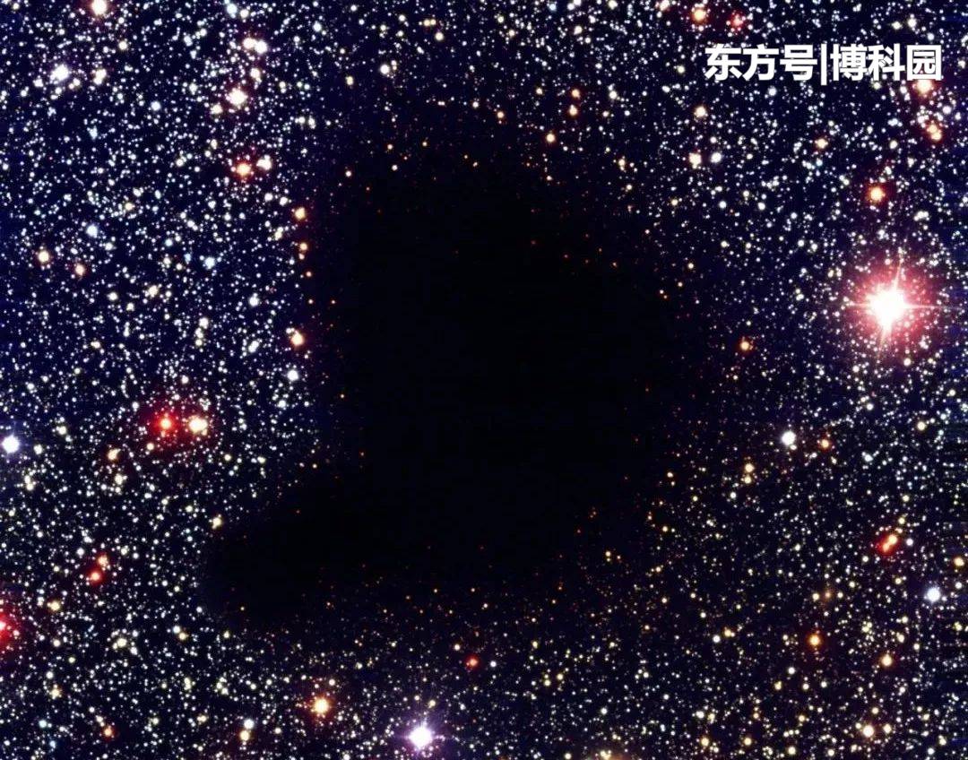 6亿光年的宇宙大空洞，暗能量新成果：空洞质量与光存在关系！267 / 作者:小雨敲窗y / 帖子ID:56422