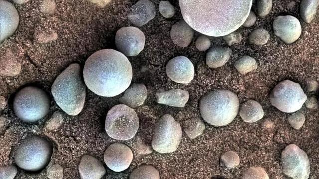 NASA前首席科学家震撼声明：40多年前火星上就发现了外星人410 / 作者:lovedwy / 帖子ID:56735