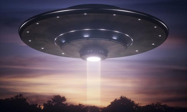 揭秘外星人：UFO目击记录，发出红光的怪物937 / 作者:123456823 / 帖子ID:57443