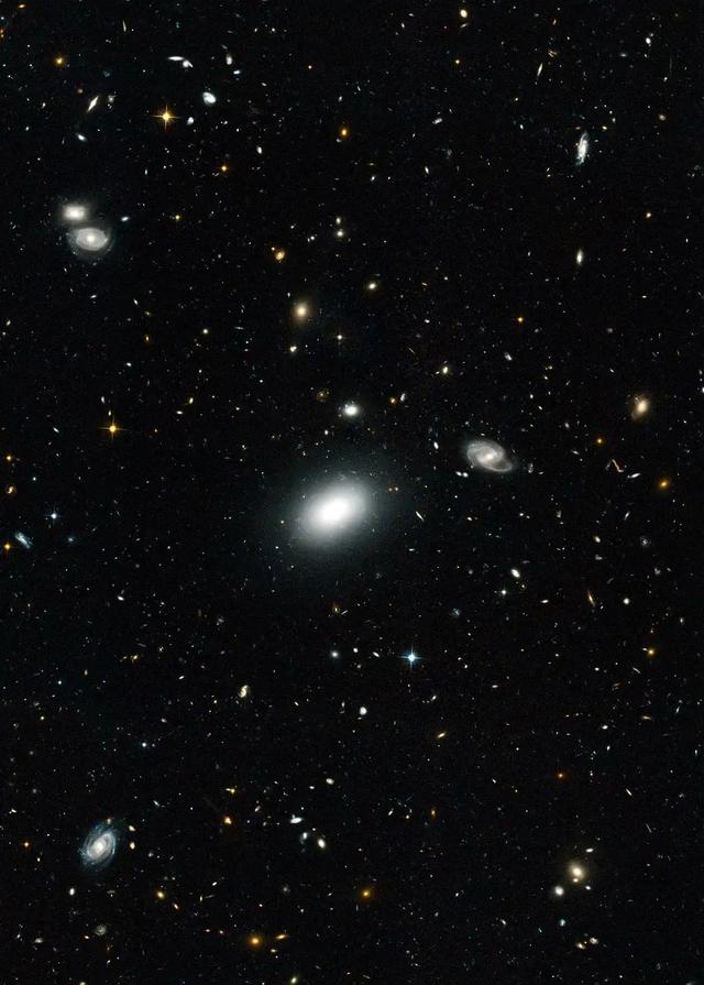 NASA 公布全年宇宙照片，你生日那天，哈勃看到了啥315 / 作者:123457025 / 帖子ID:58546