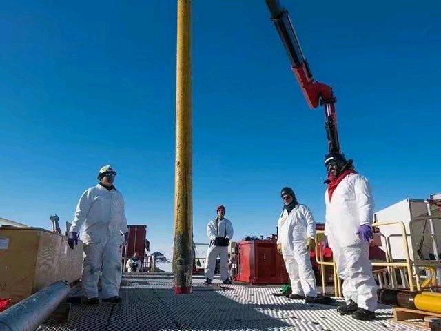 南极冰下800米：科学家发现“异形生命”，颠覆对外星人的认知768 / 作者:热忽行退 / 帖子ID:58717