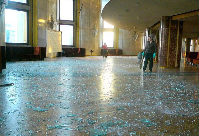 UFO追上、撞击凌空爆炸！2013年俄罗斯陨石事件到底是什么情况？855 / 作者:麻辣鸡翅 / 帖子ID:60266
