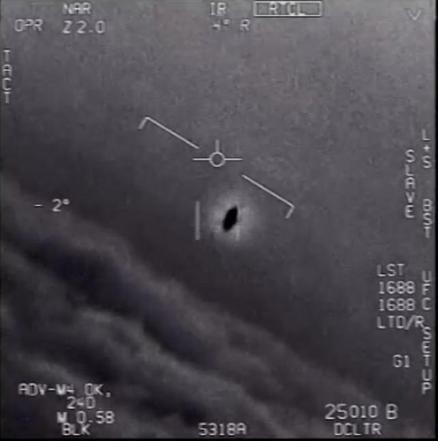 美军首次正式公布UFO视频：真遇到过 飞行动作太诡异688 / 作者:123456819 / 帖子ID:61406
