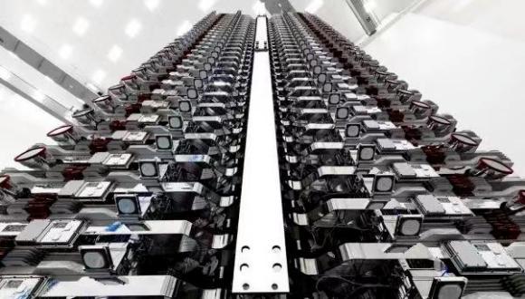 英国埃塞克斯夜空出现“银河列车”惹UFO猜想，真相出人意料835 / 作者:寻梦敦煌 / 帖子ID:61430