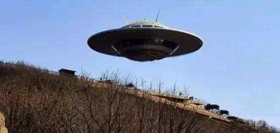 五角大楼公开UFO视频，拥有反侦察能力，外星人离我们还远吗？574 / 作者:天一教育培训寐 / 帖子ID:61493