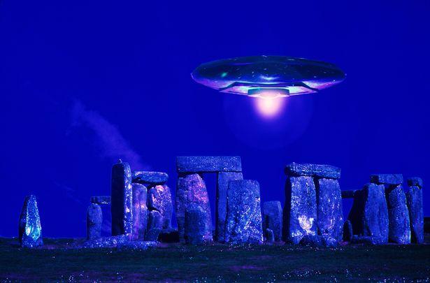 美国发布3段“UFO”视频，是否存在地外生命？或备受争议710 / 作者:zjtzljr / 帖子ID:61512