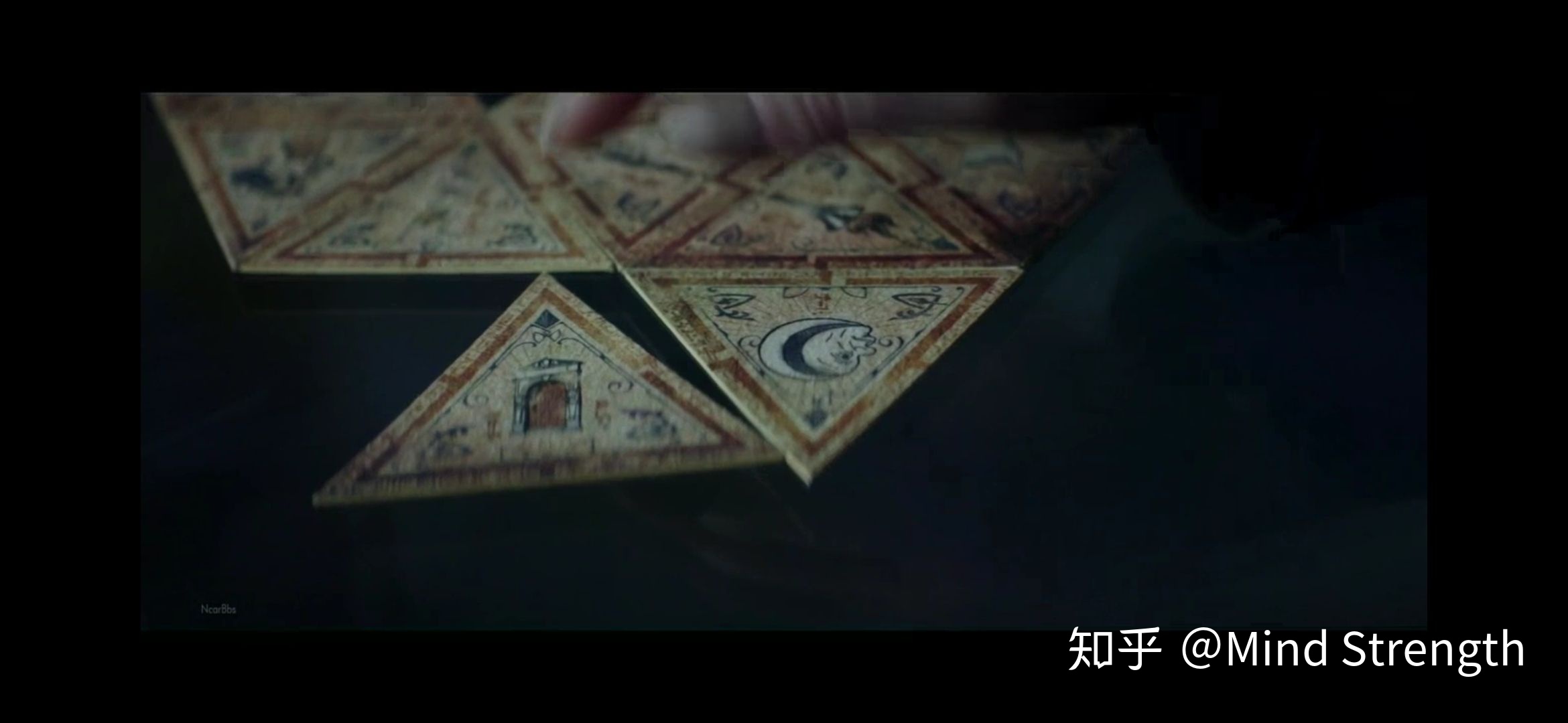 中国天眼探索地外文明、五角大楼官宣不明飞行物、科教频道系列科幻节目。这之间是否存在某种联系或阴谋？978 / 作者:晓望爷 / 帖子ID:61873