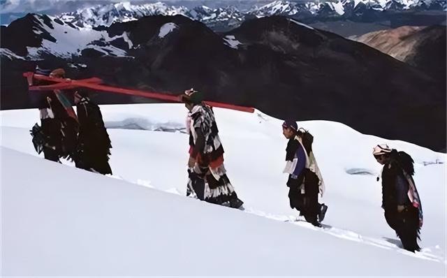 17名登山队员集体遇难，7年后发现遗留笔记，揭露遇难的诡异过程831 / 作者:无由窗置 / 帖子ID:96095