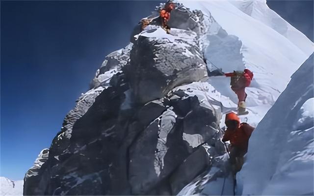 17名登山队员集体遇难，7年后发现遗留笔记，揭露遇难的诡异过程959 / 作者:无由窗置 / 帖子ID:96095