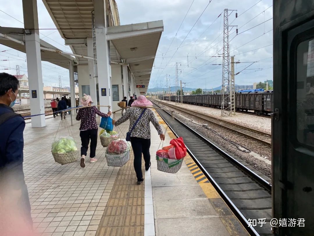 旅途中你曾拍下过哪些有意思的地铁、公交、火车站？863 / 作者:顺天愚夫 / 帖子ID:96925