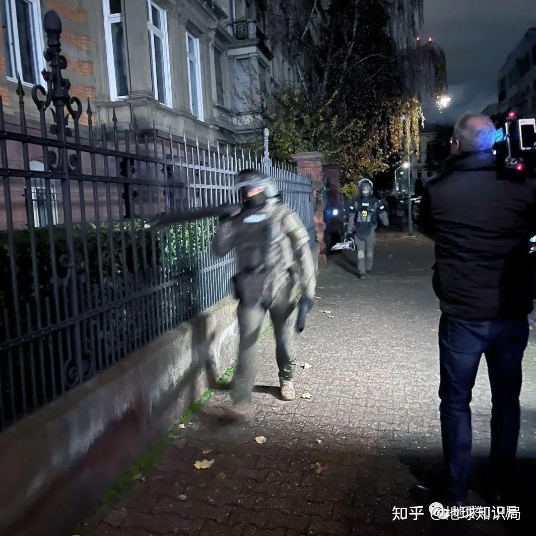 德国，政变未遂！| 地球知识局405 / 作者:绚丽源自寂寞悍 / 帖子ID:97150