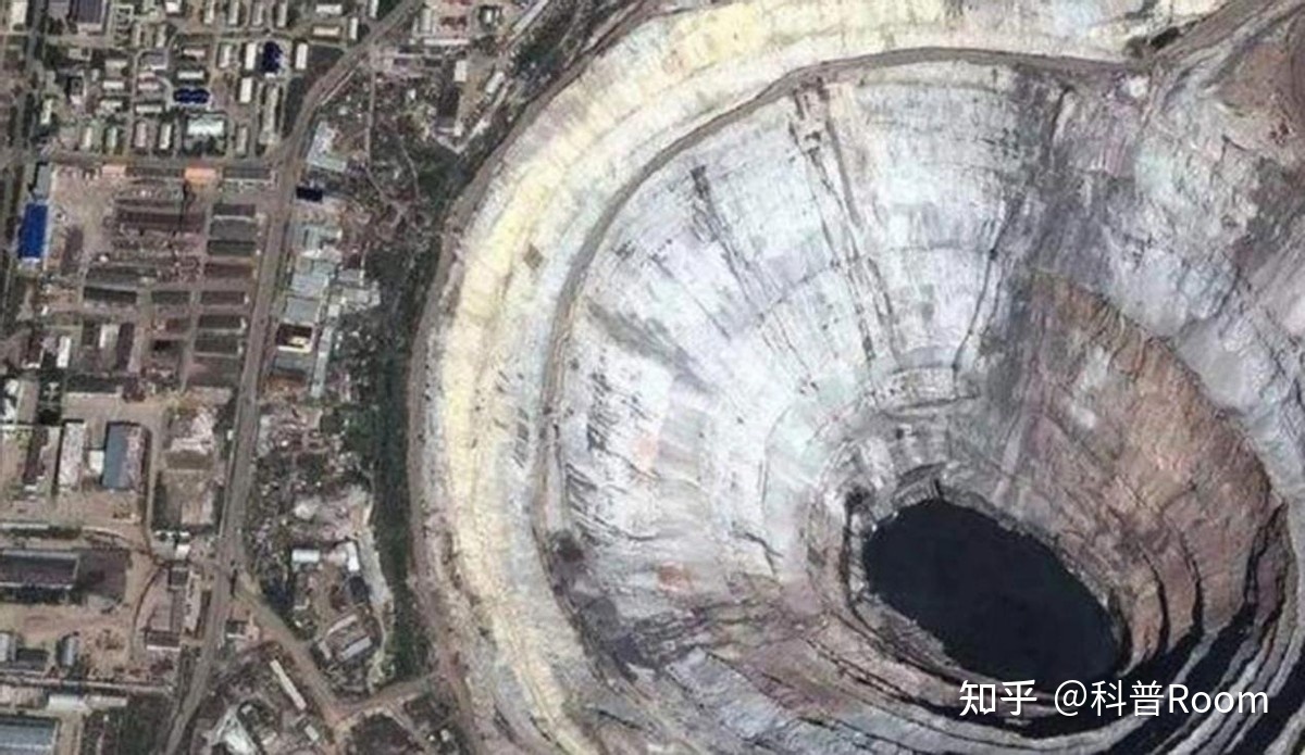 苏联曾想挖穿地球，结果挖到一万多米就停止，他们发现了 ...962 / 作者:孤钓客MZ2 / 帖子ID:98735