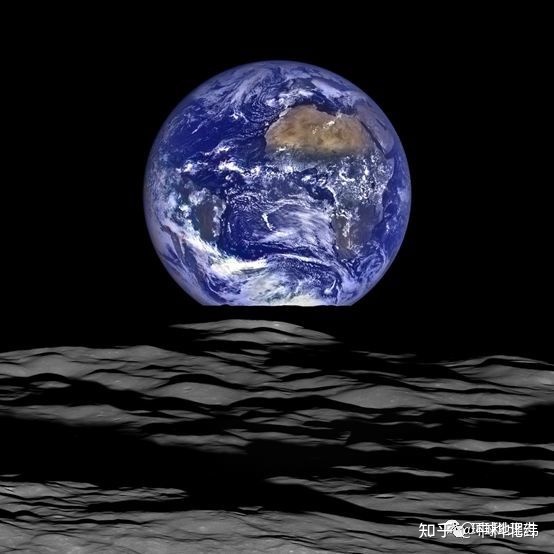 地球玩自拍：一段64亿公里的旅程745 / 作者:fsxjjv / 帖子ID:99369