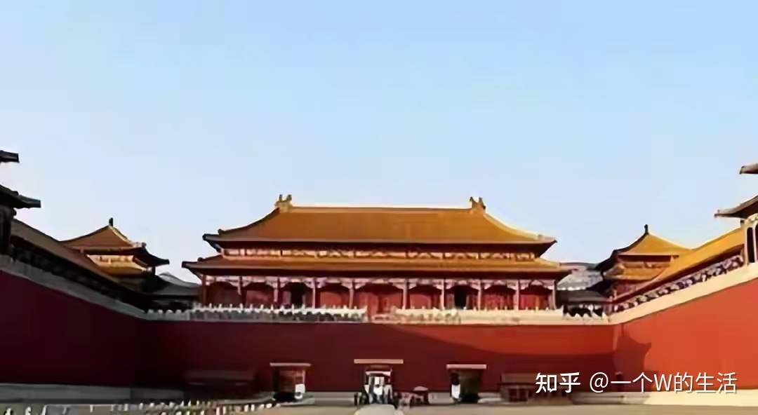 92年故宫墙上出现成排宫女？只现身5秒，留下一张照片后便消失650 / 作者:北府老谢硬 / 帖子ID:100881