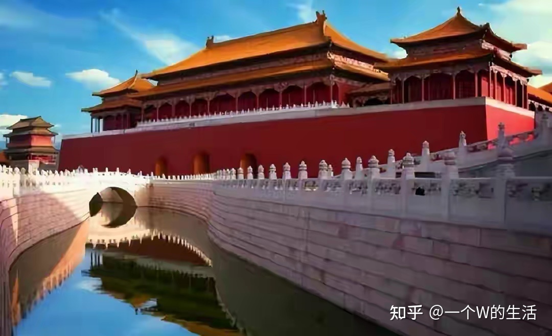 92年故宫墙上出现成排宫女？只现身5秒，留下一张照片后便消失100 / 作者:北府老谢硬 / 帖子ID:100881