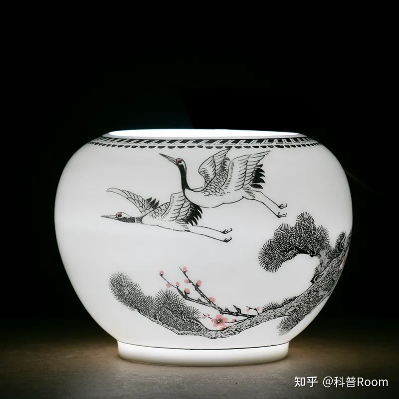 “国礼瓷”究竟有什么名头？全球仅三人获得，堪称中国国礼之最327 / 作者:自在山高 / 帖子ID:101526