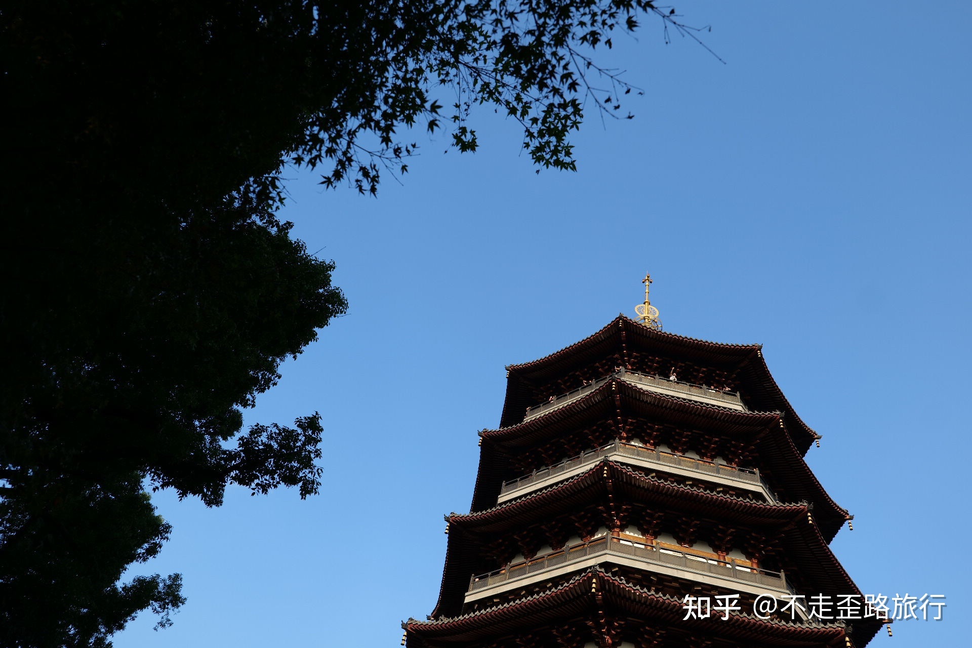 【杭州塔篇】千年浮屠雷峰塔的前世今生-9.jpg