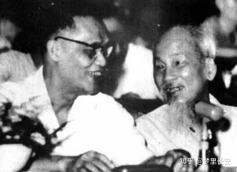 1979年，越南亲华的副主席黄文欢投奔中国，他最终的结局 ...-2.jpg