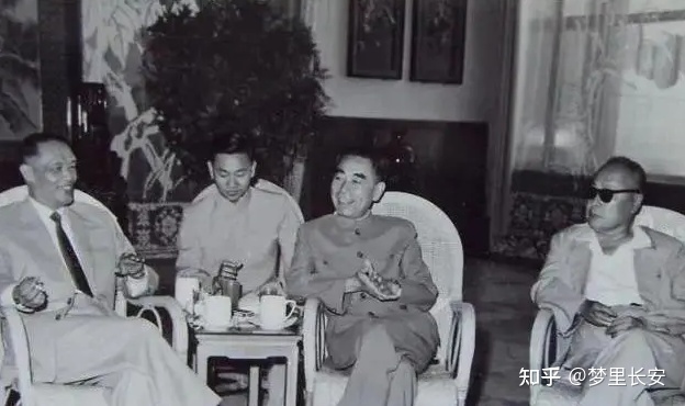 1979年，越南亲华的副主席黄文欢投奔中国，他最终的结局 ...-3.jpg