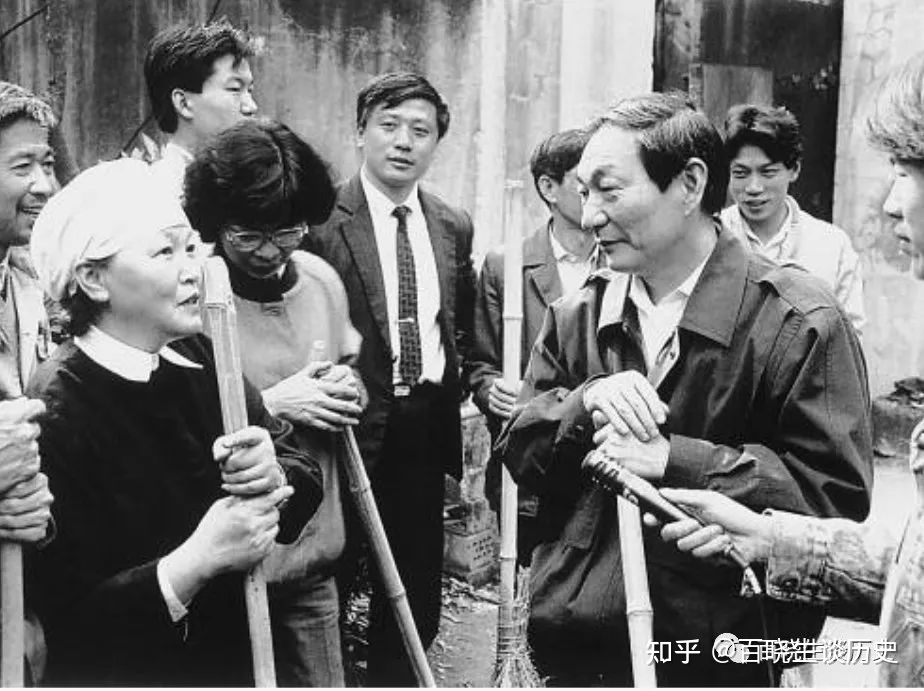 1988年朱镕基自我评价：从这三条来讲，我比江同志差得很 ...-5.jpg