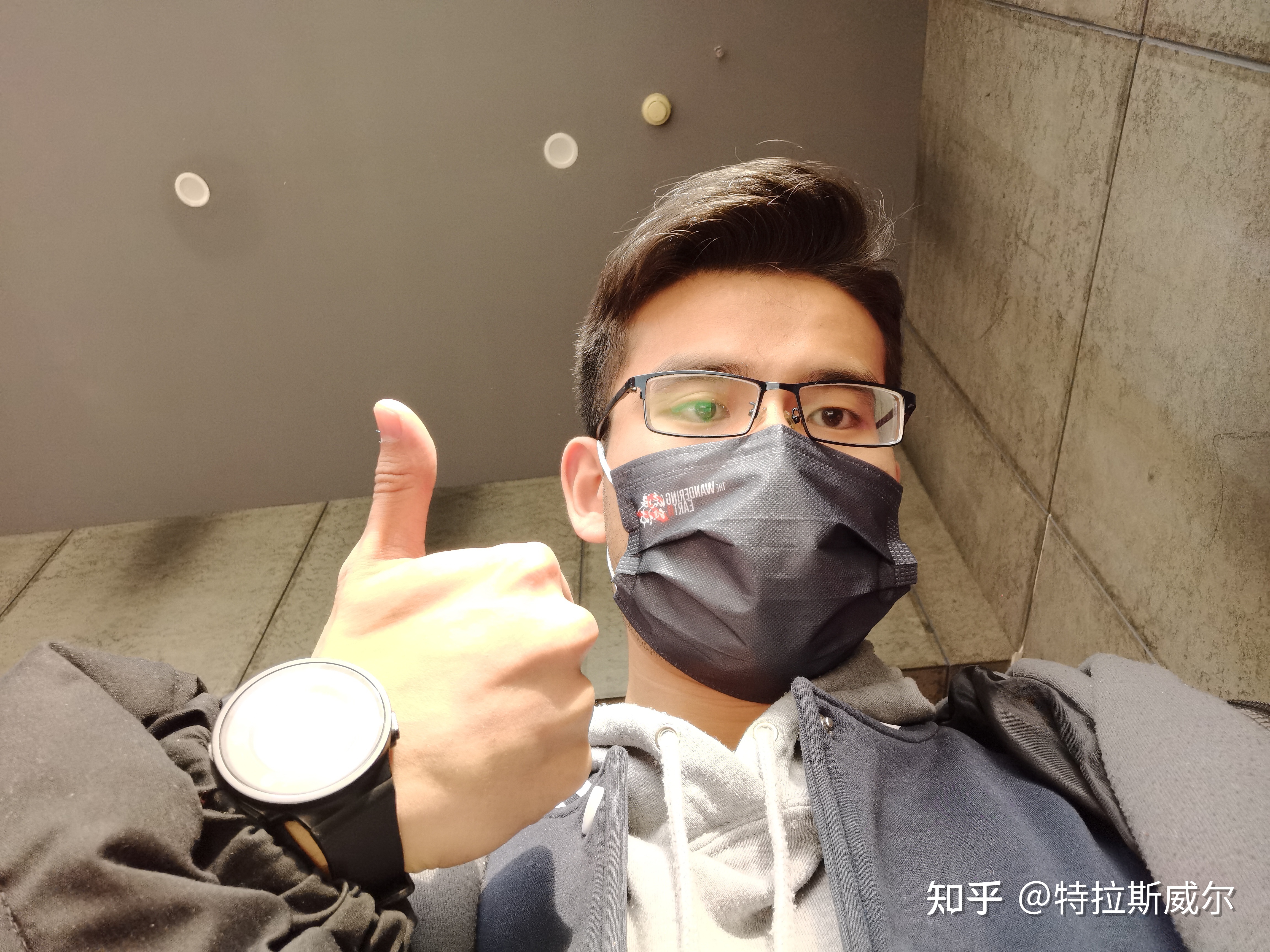 《流浪地球 2》中有哪些细思极恐的细节？88 / 作者:爸证欢 / 帖子ID:106682