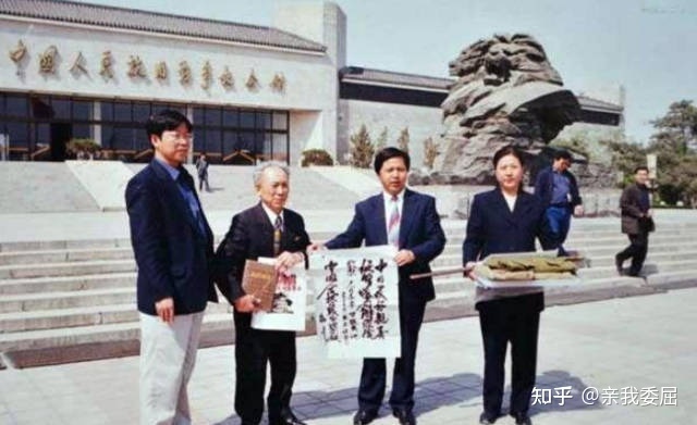 2006年，侵华老兵来中国谢罪，一个学生的质问，让他说不出话-1.jpg