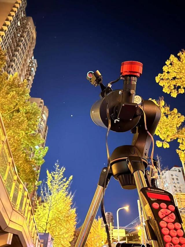 寻望星空——从肉眼到“天眼”的仰望 见证中国天文百年之变455 / 作者:小鑫鑫鑫h / 帖子ID:106978