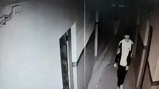 胡鑫宇神秘失踪后的86天：家庭迎剧变，当地另一起女孩 ...686 / 作者:种红薯的逮rs / 帖子ID:107930
