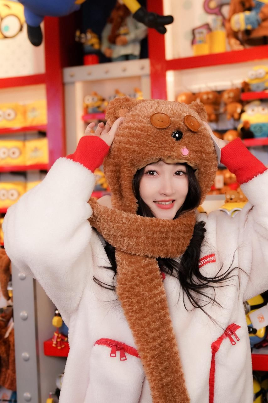 如何看待关晓彤拍的VR版Vlog？244 / 作者:小鱼680 / 帖子ID:108926
